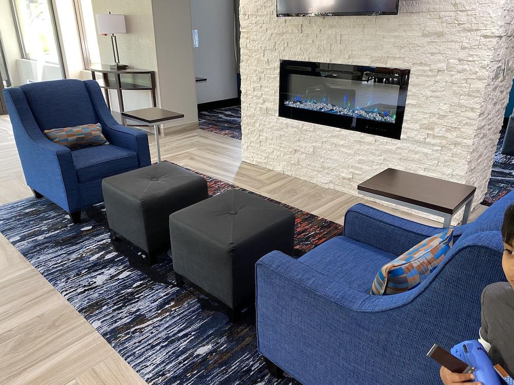 Comfort Inn Chicago Schaumburg - O'Hare Airport Eksteriør bilde